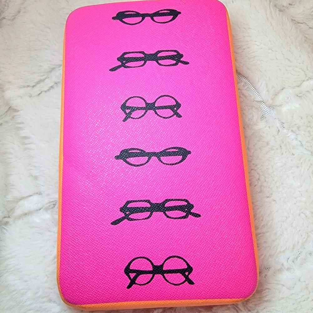 ⏬️CLEARANCE 💥DISCONTINUED💥Merona Pink & Orange Glasses Wallet!